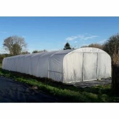 ATOUT LOISIR Serre Tunnel Deschamps Pieds Droits Larg 5 M Pas à 2 M, L 6 M, Type 200 Microns Incolore Plasticlair , Façade Pas De Façade Ni De Porte, Support De Culture Non